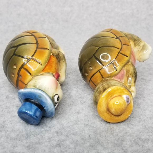 Vintage Mr&Mrs Turtle Top‎ Hat Salt and Pepper Shakers Set - Picture 6 of 14